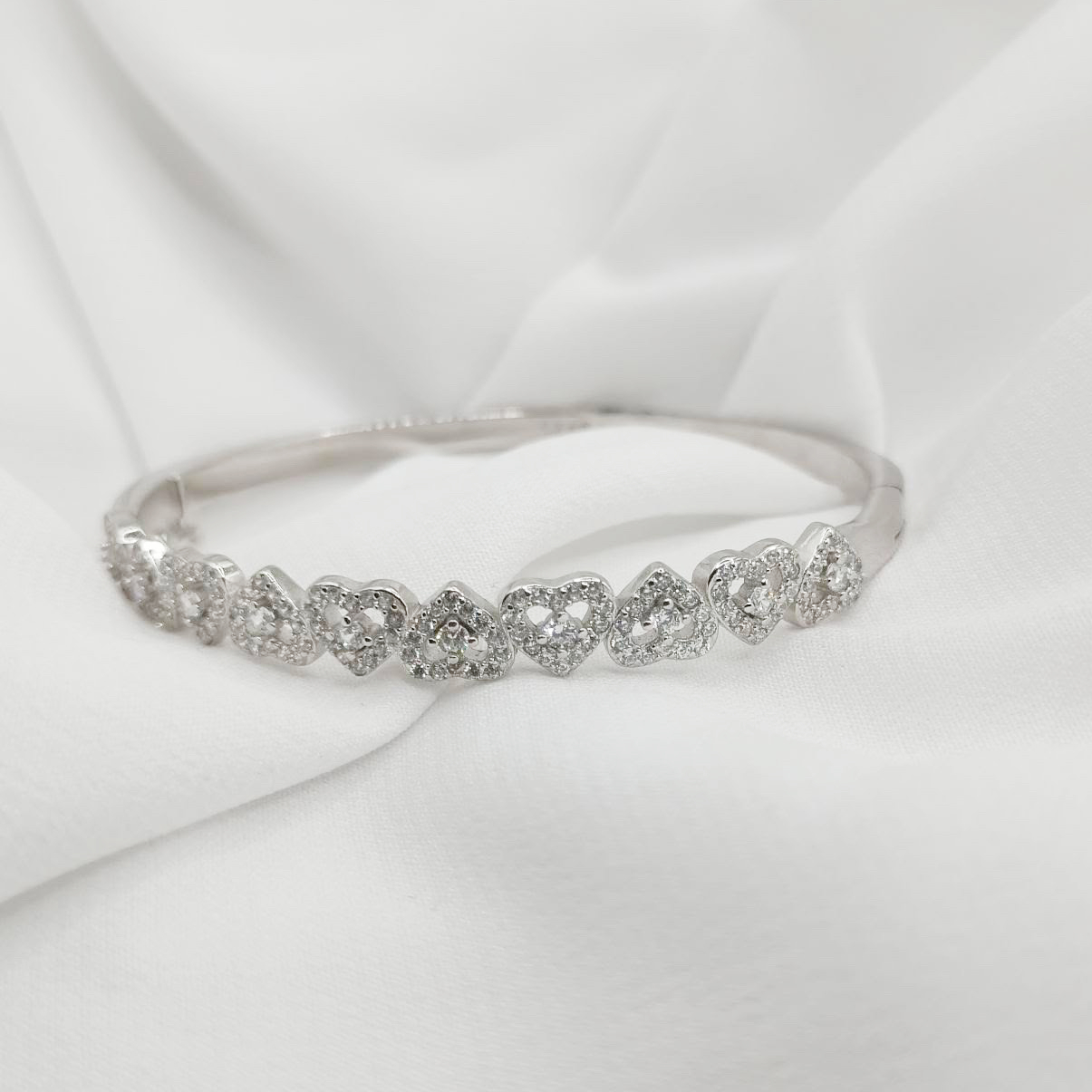 Heart Sparkling Bracelet